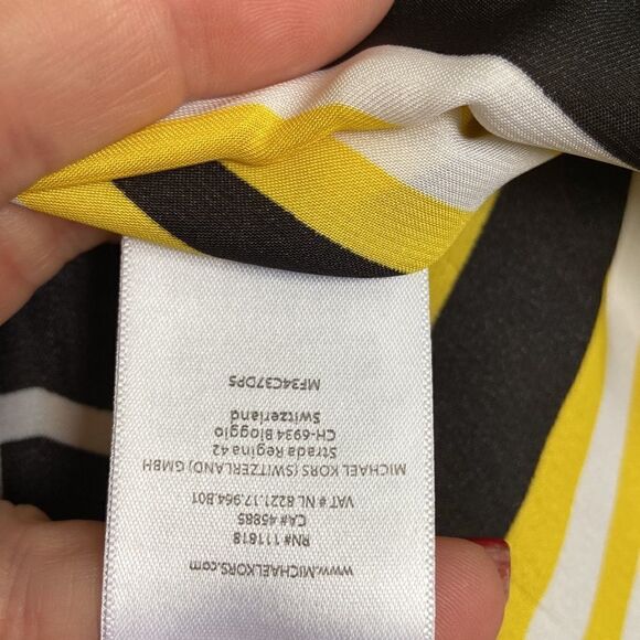Michael Kors Top EUC size S - Picture 10 of 10